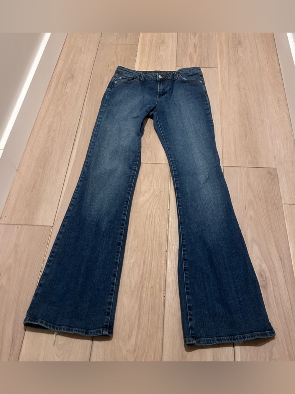 Y2K Wet Seal Low Rise Bootcut Flare Jeans Size 7 Long ***frayed hem***